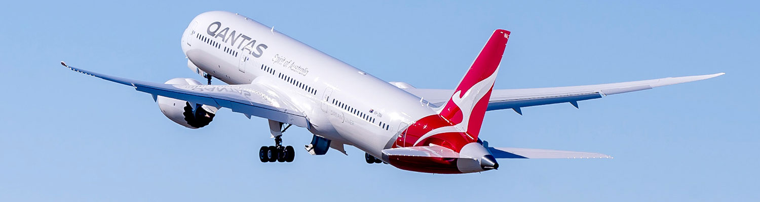 Qantas has unveiled its first Boeing Dreamliner