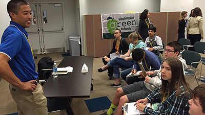 Boeing employees inspire students to pursue careers in science at Energy Matters event