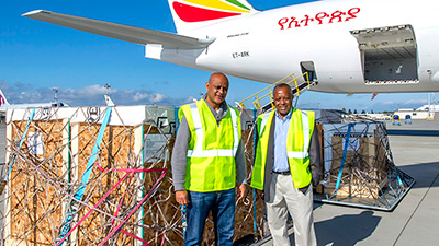 Boeing employees "pack a plane" with humanitarian supplies