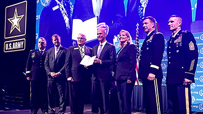 Boeing donates $5 million to USO Pathfinder to support employment programs for transitioning military