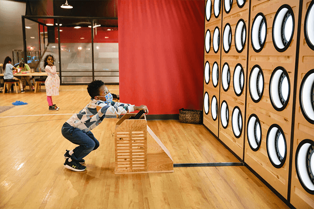 Child at museum.