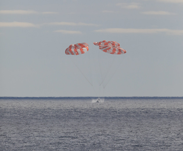 Artemis I splashdown