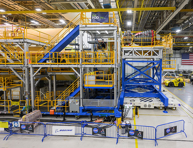 Teams from NASA, Boeing and Aerojet Rocketdyne, an L3Harris Technologies company, kicked-off the engine installation process for Core Stage 2 in September 2023.
