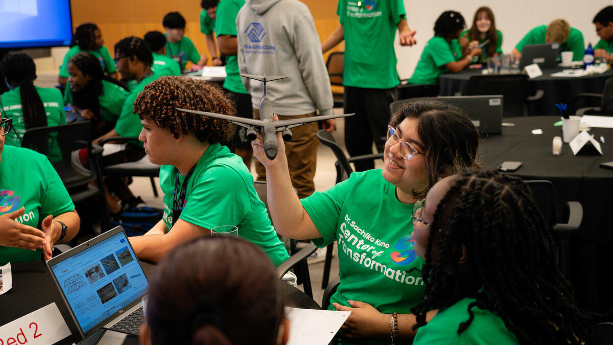 The day’s Boeing-hosted activities were part of the Boys & Girls Clubs of Greater Washington Center of Transformation’s National Advocacy & STEM Summit. (Boeing photo)