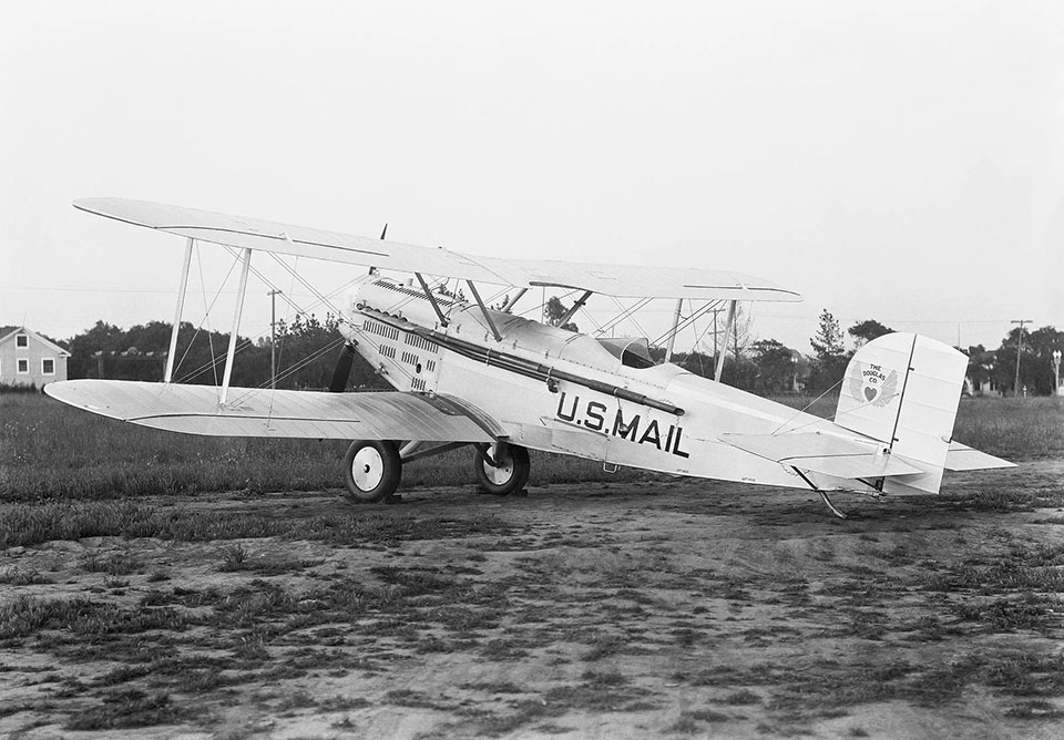 Douglas won the 1926 U.S. Post Office airmail plane competition with the M-3 and was awarded a contract for 10 airplanes. The Army ordered 40 more as M-4s. A number of the M-3s and M-4s went on to fly with National Air Transport. 