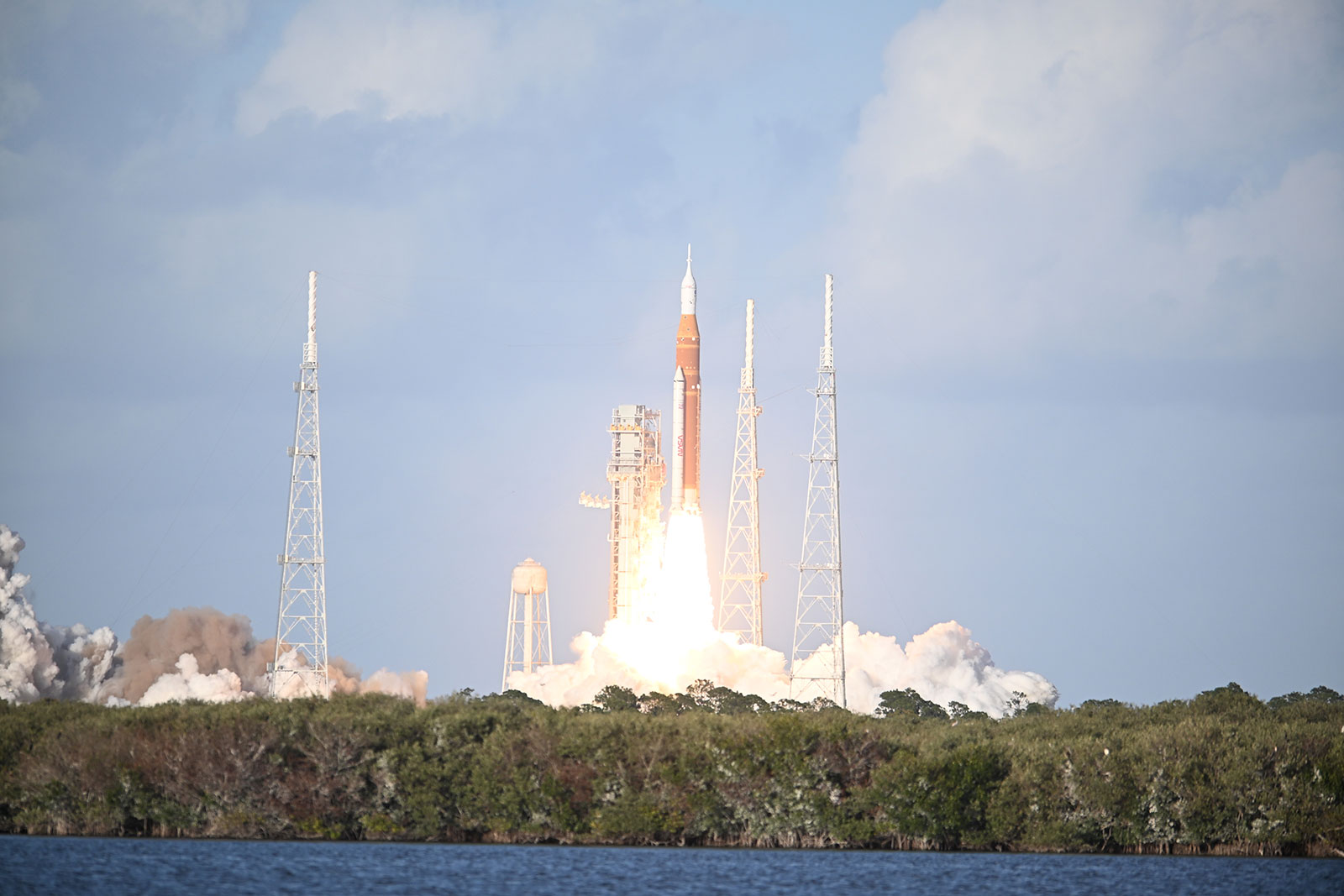 NASA’s Space Launch System, powered by the Boeing-built core stage, launched at 6:35 p.m. Eastern time on Wednesday, April 1, 2026, from Kennedy Space Center for a 10-day mission around the moon. (© Boeing/Liz Morrell photo)