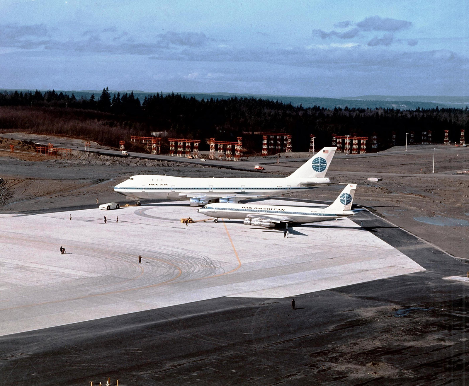 Color photo of Pan American 747 and 707 next to each other