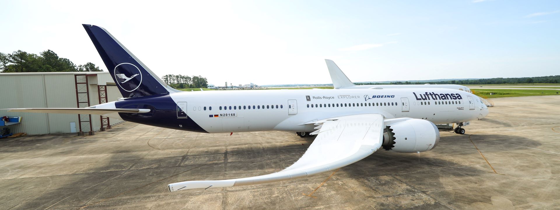 The 2026 ecoDemonstrator Explorer airplane is a Boeing 787-9 Dreamliner destined for Lufthansa and powered by Rolls-Royce’s Trent 1000 engines.