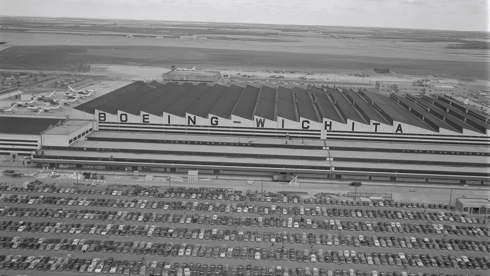 Black and white aerial photo of Boeing Wichita plant in the 1950s