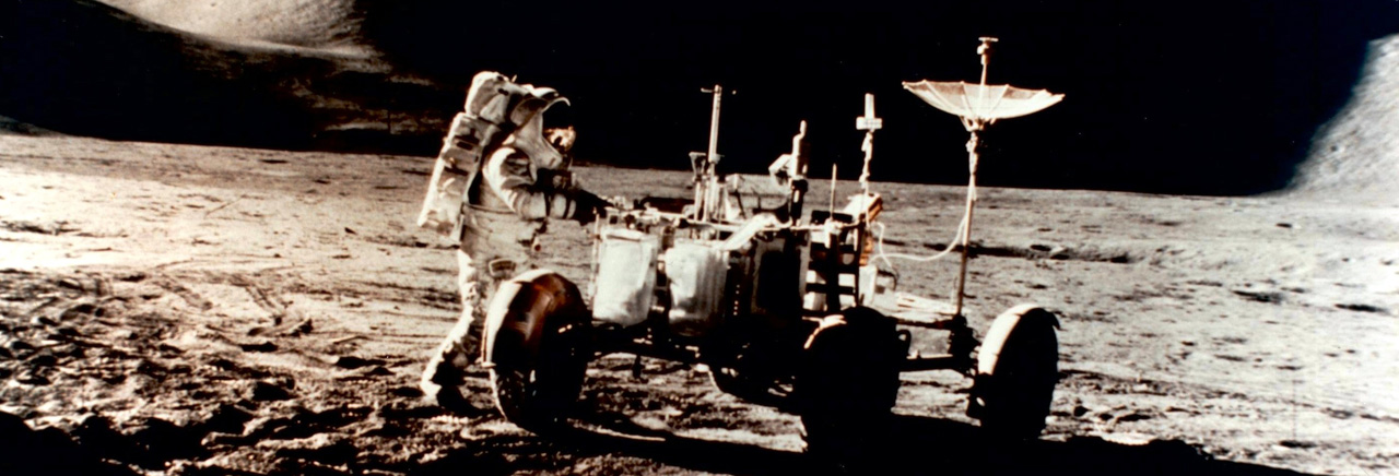 Astronaut on moon