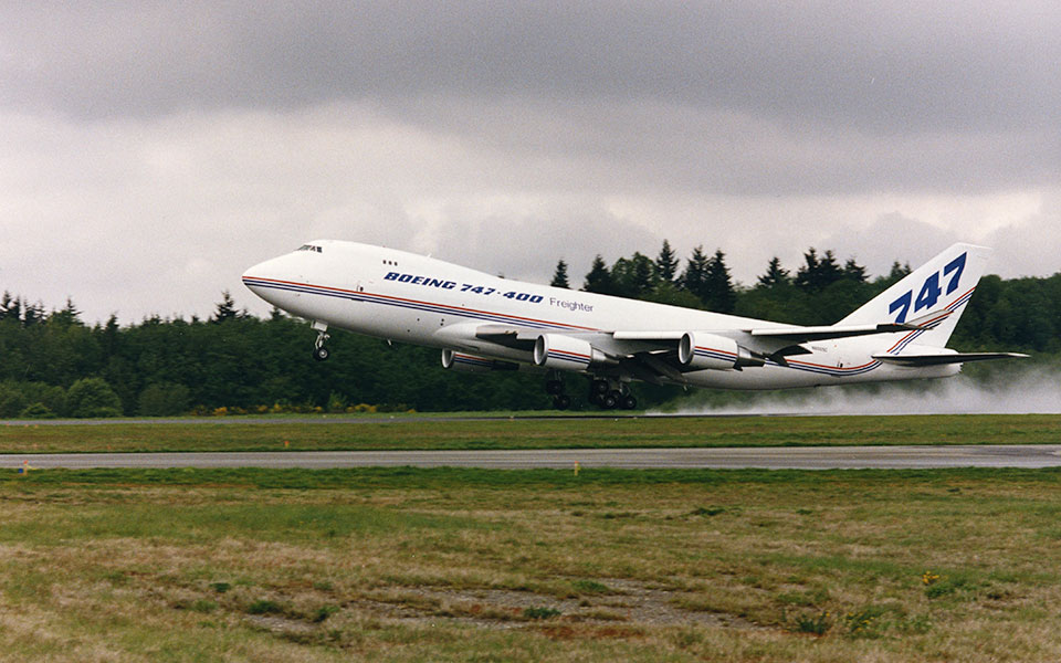 Boeing 747-400 Freighter Takes Off