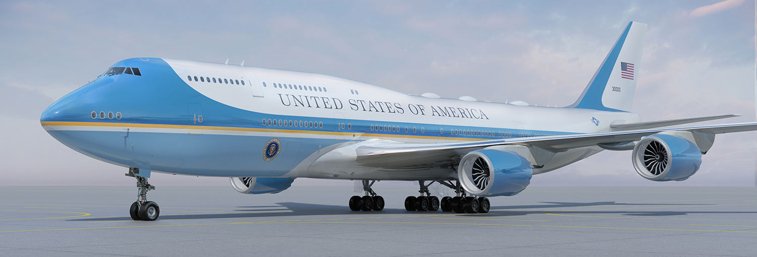 Picture of Air Force One on the tarmac.