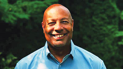Boeing leader Howard McKenzie