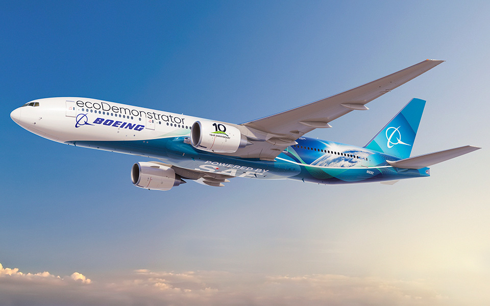 Boeing 777-200ER featuring 10th-anniversary ecoDemonstrator livery