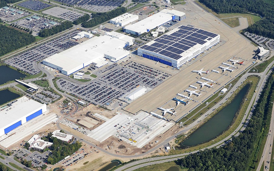 2009: Boeing breaks ground on the LEED Gold-certified 787 Final Assembly facility in North Charleston, South Carolina, creating an environmentally responsible approach to construction.
