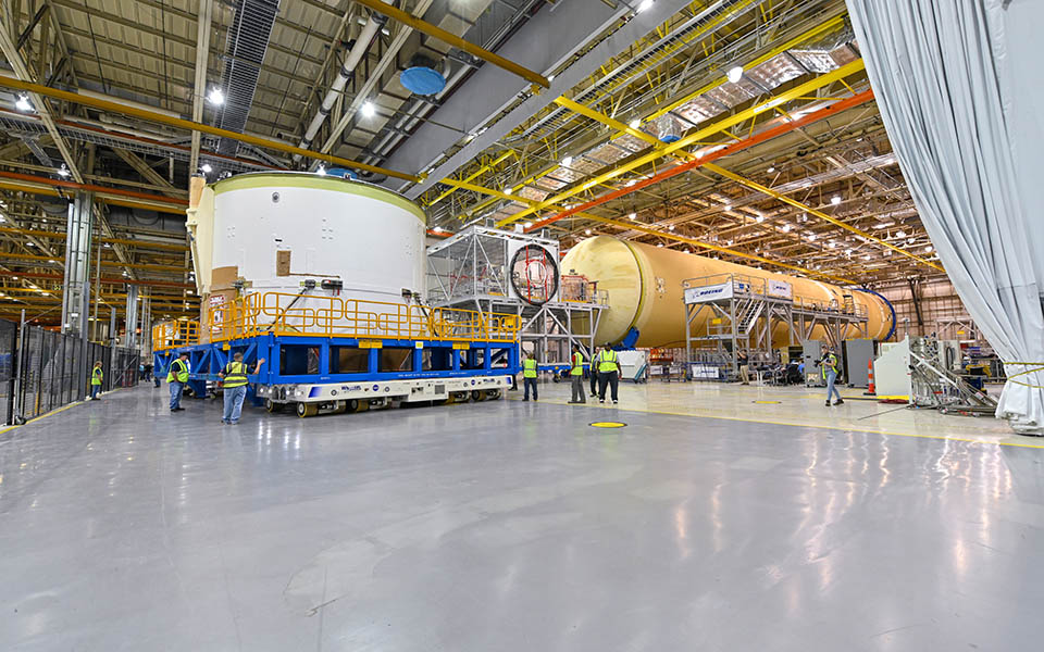 Picture of the Boeing Space Launch System component.